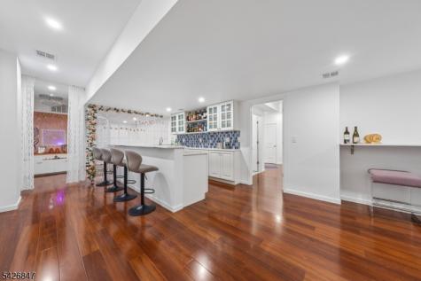 21 Winding Way West Orange NJ 07052