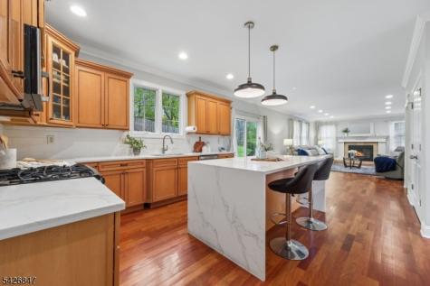 21 Winding Way West Orange NJ 07052
