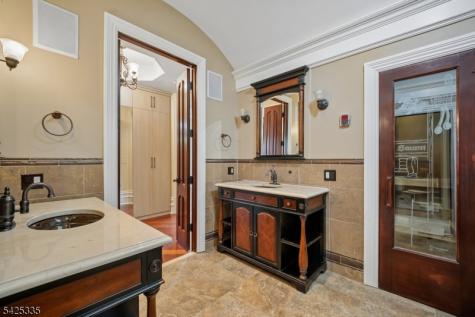 318 Franklin Road Denville NJ 07834