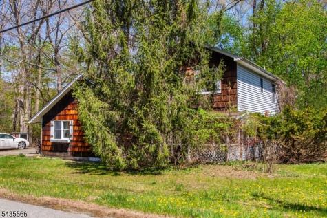 11 Greenbrook Drive West Milford NJ 07480