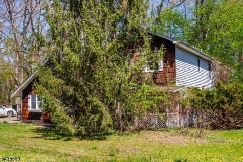 11 Greenbrook Drive West Milford NJ 07480