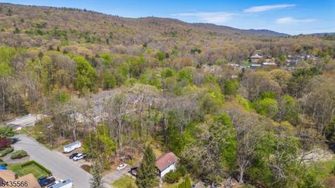 11 Greenbrook Drive West Milford NJ 07480