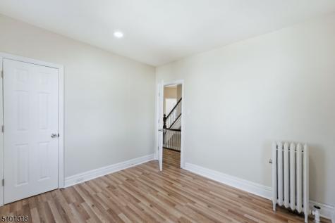 33 Midland Avenue East Orange NJ 07017