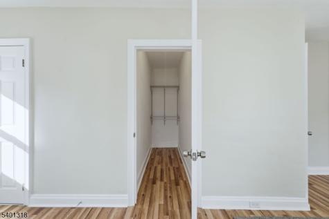 33 Midland Avenue East Orange NJ 07017