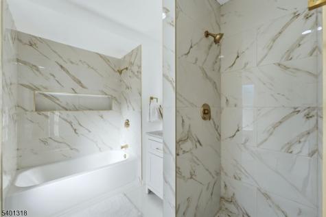 33 Midland Avenue East Orange NJ 07017