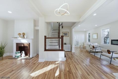 33 Midland Avenue East Orange NJ 07017