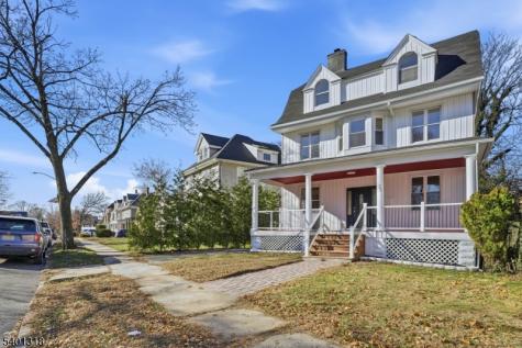 33 Midland Avenue East Orange NJ 07017