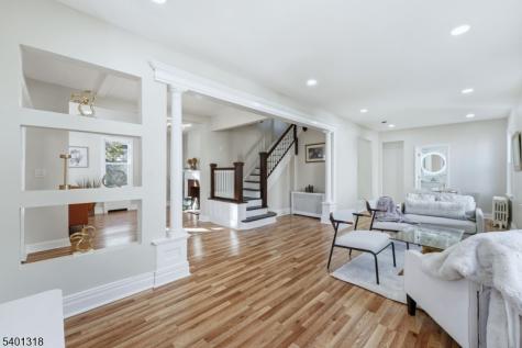 33 Midland Avenue East Orange NJ 07017