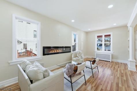 33 Midland Avenue East Orange NJ 07017