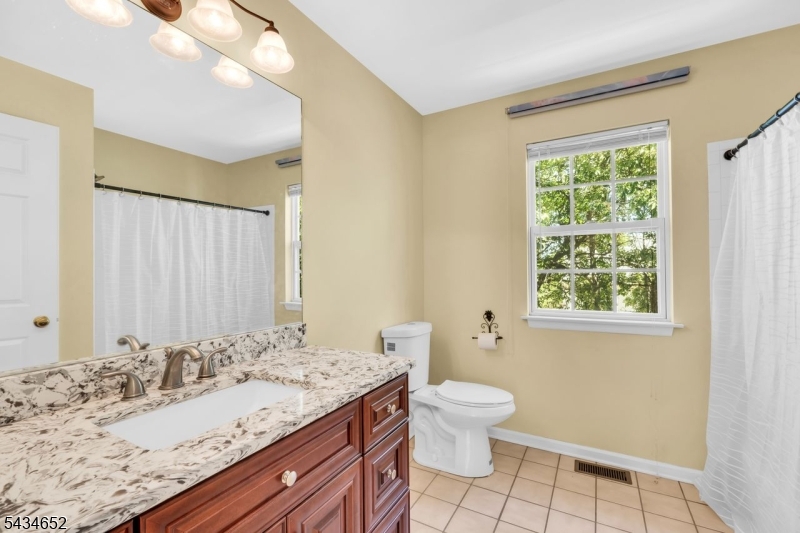 43 Wexford Way Bridgewater NJ 08807