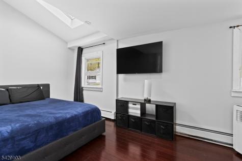 15 Mohican Avenue Roxbury NJ 07850
