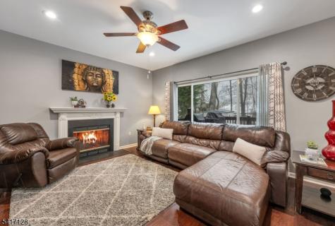 114 Black Oak Trail Jefferson NJ 07849