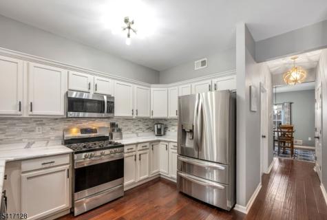 114 Black Oak Trail Jefferson NJ 07849