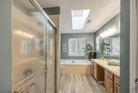 114 Black Oak Trail Jefferson NJ 07849