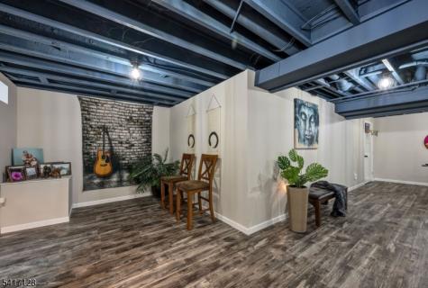 114 Black Oak Trail Jefferson NJ 07849