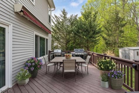114 Black Oak Trail Jefferson NJ 07849