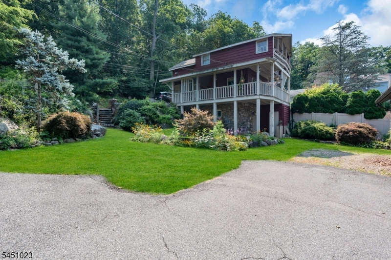 79 Castle Rock Road Jefferson NJ 07849