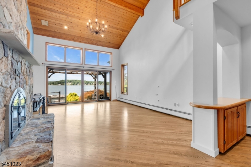79 Castle Rock Road Jefferson NJ 07849