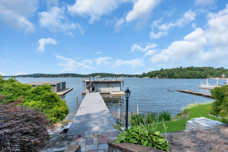 79 Castle Rock Road Jefferson NJ 07849