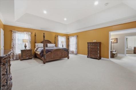 1 Beehive Lane Raritan NJ 08822