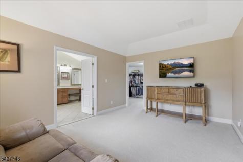 1 Beehive Lane Raritan NJ 08822