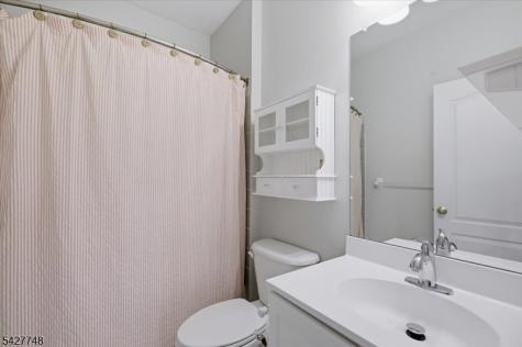 1 Beehive Lane Raritan NJ 08822
