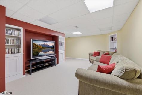 1 Beehive Lane Raritan NJ 08822