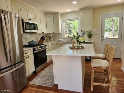 275 Malapardis Road Hanover NJ 07927