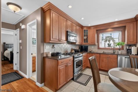 112 Lincoln Avenue North Arlington NJ 07031