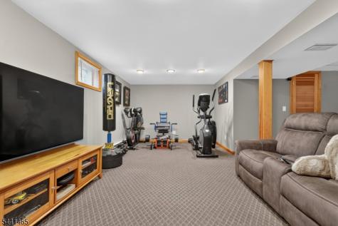 112 Lincoln Avenue North Arlington NJ 07031