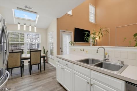 11 Quarry Court East Windsor NJ 08520