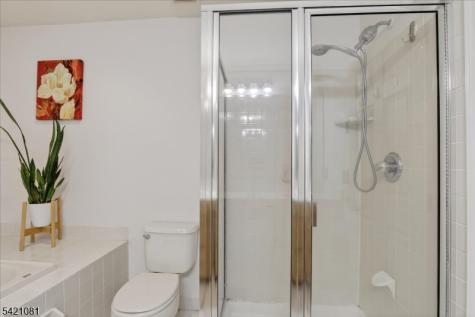 11 Quarry Court East Windsor NJ 08520
