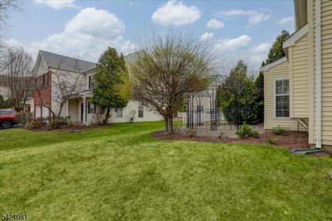 11 Quarry Court East Windsor NJ 08520