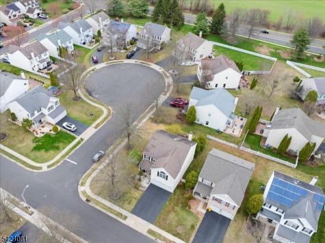 11 Quarry Court East Windsor NJ 08520