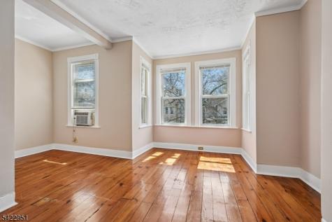 70 9TH Avenue East Orange NJ 07018