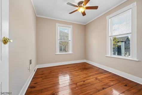 70 9TH Avenue East Orange NJ 07018