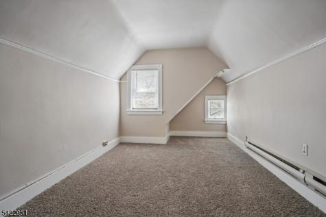 70 9TH Avenue East Orange NJ 07018