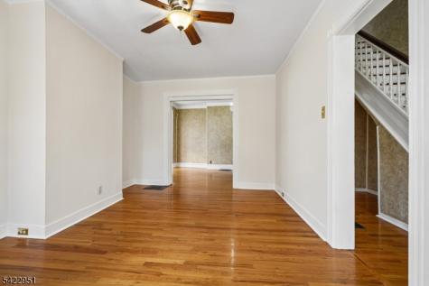 70 9TH Avenue East Orange NJ 07018