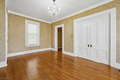 70 9TH Avenue East Orange NJ 07018