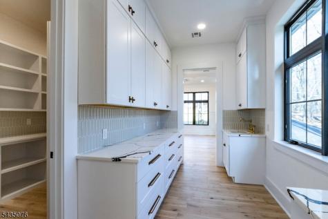 264 Ridge Road Watchung NJ 07069