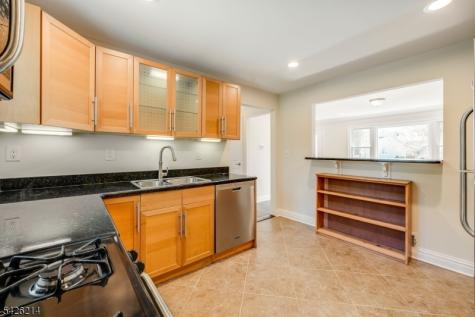 61 Beechwood Road Florham Park NJ 07932