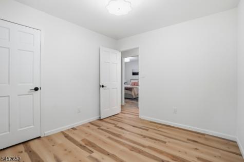 3 Conklin Avenue Hopatcong NJ 07874