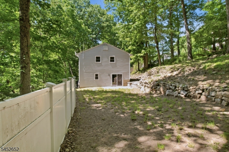 3 Conklin Avenue Hopatcong NJ 07874