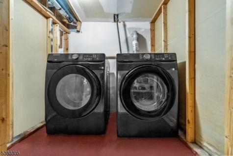 17 Chauncey Avenue East Orange NJ 07017