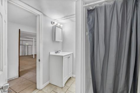 17 Chauncey Avenue East Orange NJ 07017