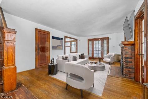 17 Chauncey Avenue East Orange NJ 07017