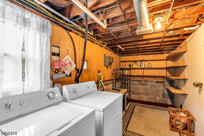 499 Old Stage Road Spotswood NJ 08884