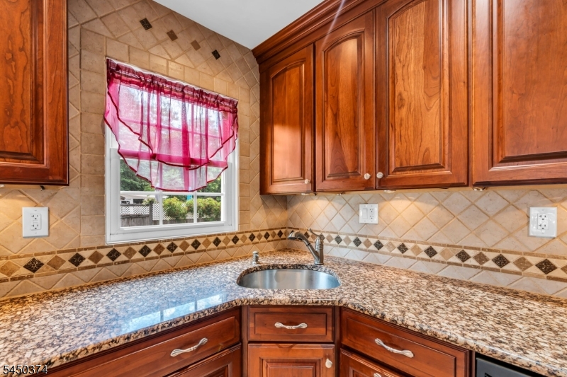 499 Old Stage Road Spotswood NJ 08884