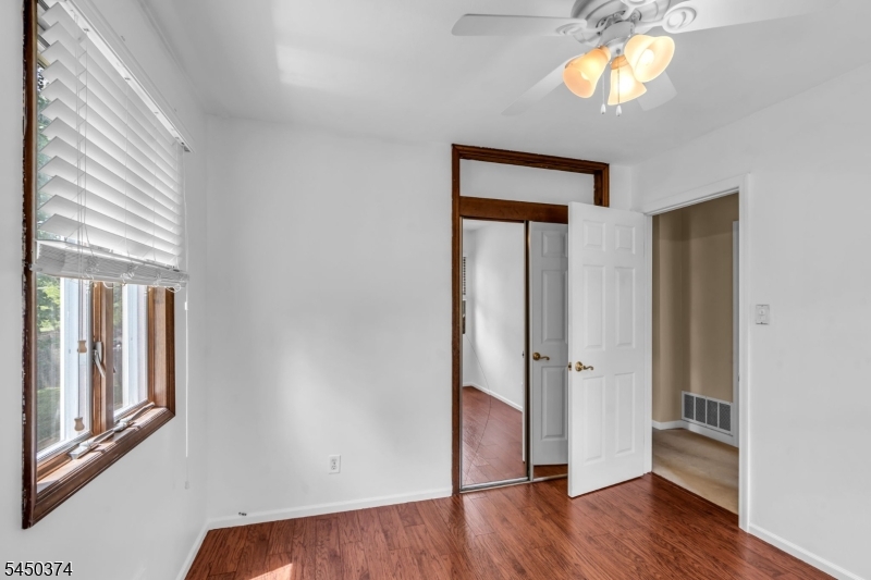 499 Old Stage Road Spotswood NJ 08884