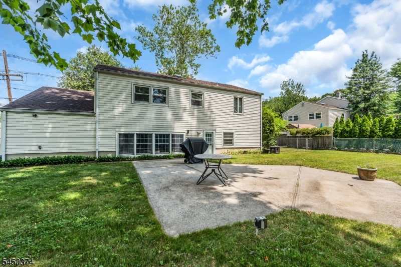 499 Old Stage Road Spotswood NJ 08884